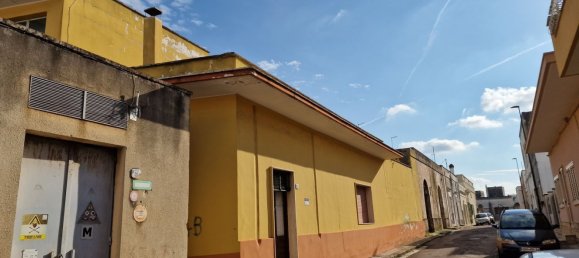 Casa de 6 habitaciónes en Guagnano, Italy No. 253985 3