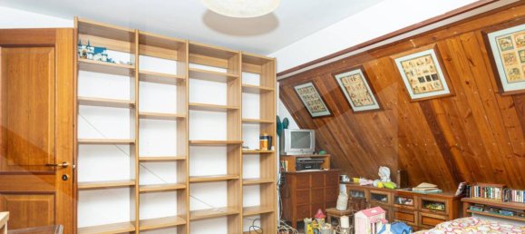 3 rooms Apartment in Ciampino, Italy No. 18938 7