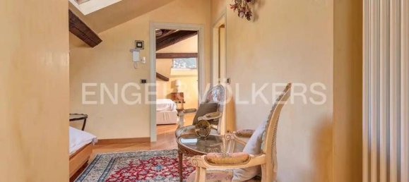 Penthouse T3 em Moltrasio, Italy N.º 158985 13
