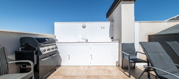 Ático de 3 dormitorios en Dehesa De Campoamor, Spain No. 188669 9