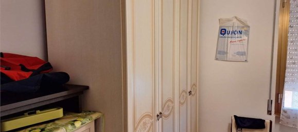 4-salle Appartement à Montecatini Terme, Italy No. 77968 16