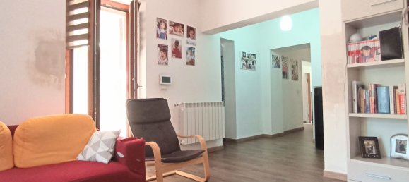 Дом с 6 комнатами в Сорсо, Италия № 168952 15