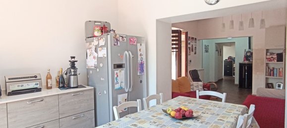 Дом с 6 комнатами в Сорсо, Италия № 168952 23