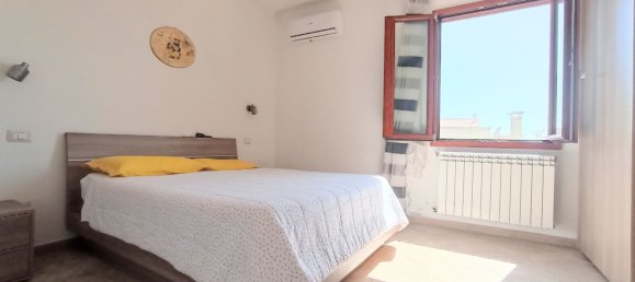 Дом с 6 комнатами в Сорсо, Италия № 168952 43