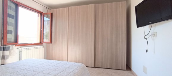 Дом с 6 комнатами в Сорсо, Италия № 168952 41