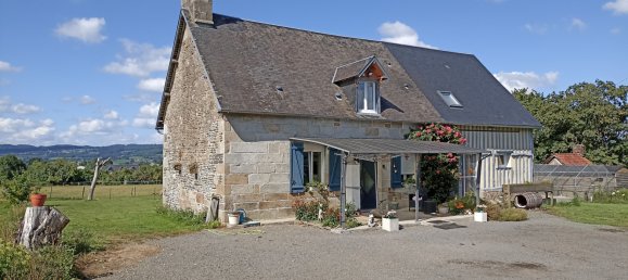 2 bedrooms House in Manche, France No. 283920 2