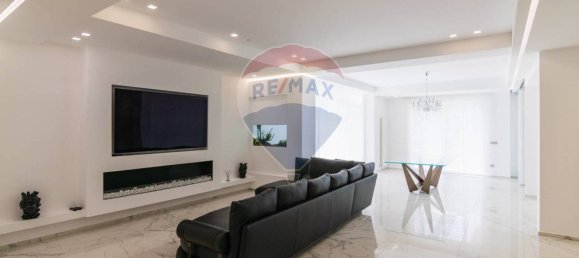 Villa de 4 dormitorios en Mascalucia, Italy No. 357417 6