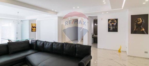 Villa de 4 dormitorios en Mascalucia, Italy No. 357417 7