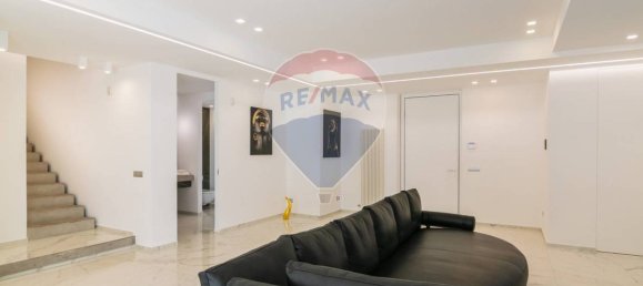 Villa de 4 dormitorios en Mascalucia, Italy No. 357417 5