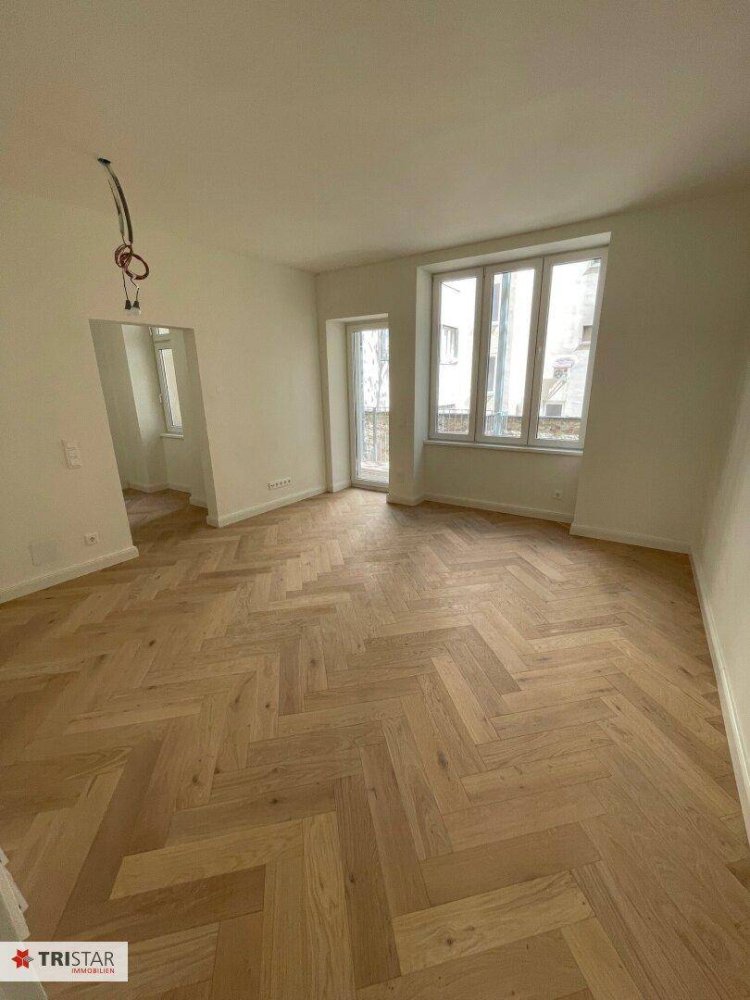 Квартира с 2 комнатами в Фафоритен, Австрия № 42251