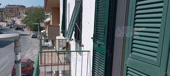 3 rooms Apartment in Portoferraio, Italy No. 41719 6