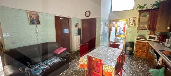 Квартира с 3 комнатами в Андрия, Италия № 9394 2