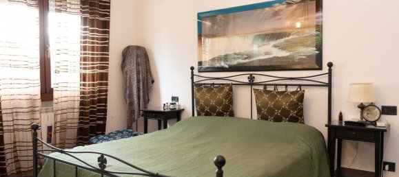 3 bedrooms Apartment in Forlì, Italy No. 328224 7