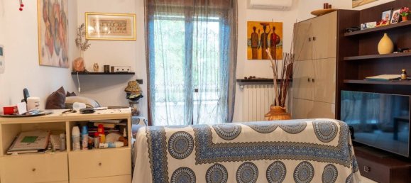 3 bedrooms Apartment in Forlì, Italy No. 328224 3