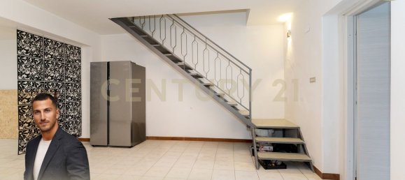 4 rooms House in Catania, Italy No. 48842 7