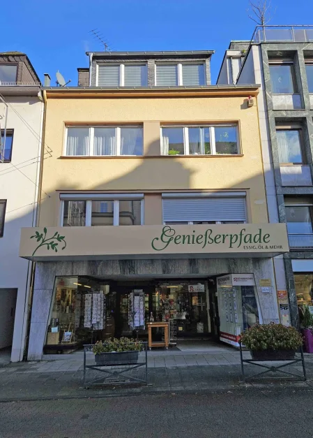 6 bedrooms Building in Rhein-Sieg, Germany No. 171011