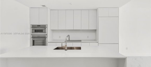 2 chambres propriété commerciale à vendre à Miami, Miami-Dade, Florida, USA № 615443 10
