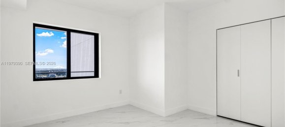 2 chambres propriété commerciale à vendre à Miami, Miami-Dade, Florida, USA № 615443 17