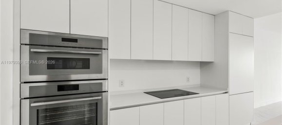 2 chambres propriété commerciale à vendre à Miami, Miami-Dade, Florida, USA № 615443 15