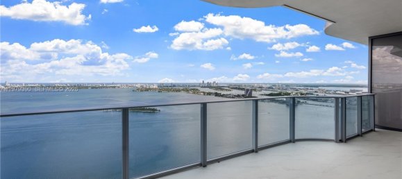 2 chambres propriété commerciale à vendre à Miami, Miami-Dade, Florida, USA № 615443 4