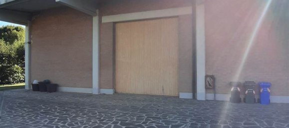 7-Zimmer Villa in Cavezzo, Italy, Nr. 208576 2