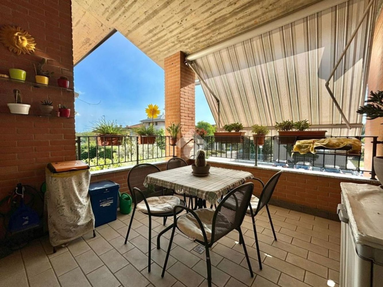 3-salle Appartement à Rivolta d'Adda, Italy No. 267611