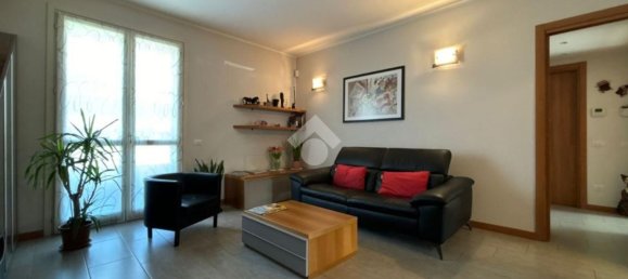 3-salle Appartement à Rivolta d'Adda, Italy No. 267611 2