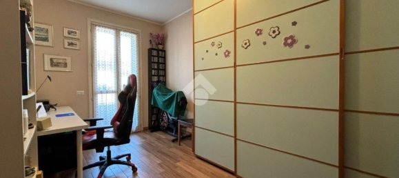 3-salle Appartement à Rivolta d'Adda, Italy No. 267611 20