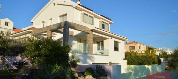 Вилла с 4 спальнями в Паралимни, Кипр № 15916 2