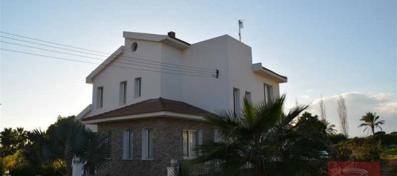 Вилла с 4 спальнями в Паралимни, Кипр № 15916 9