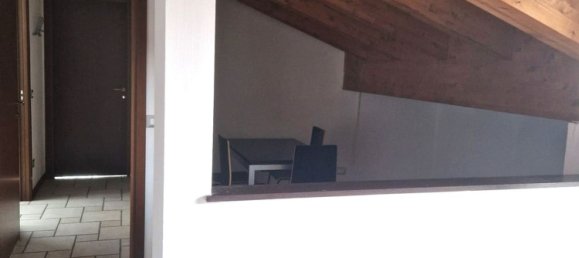 2-salle Appartement à Castiraga Vidardo, Italy No. 287692 2