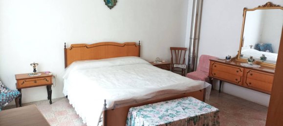 4 rooms Apartment in Pietrapertosa, Italy No. 31869 16