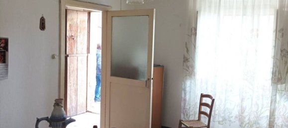 4 rooms Apartment in Pietrapertosa, Italy No. 31869 4