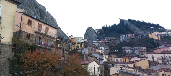 4 rooms Apartment in Pietrapertosa, Italy No. 31869 24