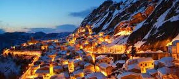 4 rooms Apartment in Pietrapertosa, Italy No. 31869 27