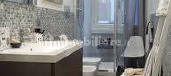 2 bedrooms Building in Torre del Greco, Italy No. 349703 2