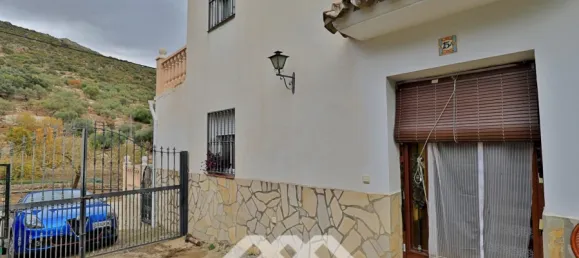 6 bedrooms Commercial property in Alfarnatejo, Spain No. 65601 8