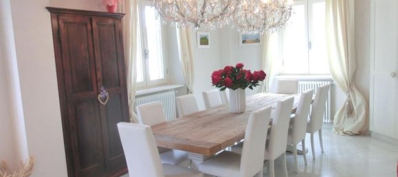 6 rooms Villa in Forte dei Marmi, Italy No. 227884 2