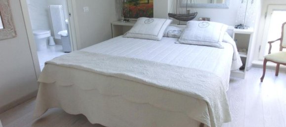 6 rooms Villa in Forte dei Marmi, Italy No. 227884 18