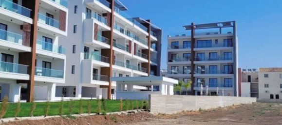 2 bedrooms Apartment in Paphos, Cyprus No. 23064 10