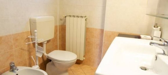 Apartamento de 2 dormitorios en Colico, Italy No. 302654 16