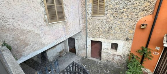 4غرفة منزل في Capistrello, Italy رقم 18488 28