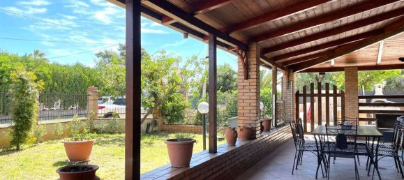 Apartamento de 8 habitaciónes en Simeri Crichi, Italy No. 188733 6