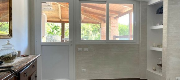 Apartamento de 8 habitaciónes en Simeri Crichi, Italy No. 188733 10