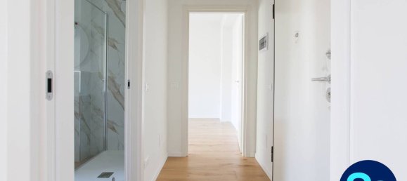 1 bedroom Apartment in Milan, Italy No. 358945 9