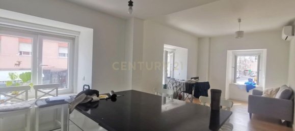 4 bedrooms Apartment in Lisbon, Portugal No. 12412 6