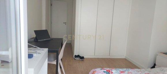4 bedrooms Apartment in Lisbon, Portugal No. 12412 7