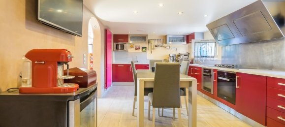 3 bedrooms House in Bondy, France No. 332358 5