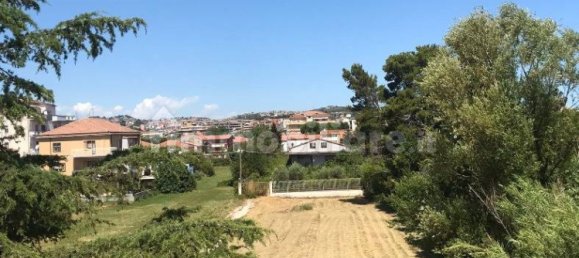 Вилла с 4 спальнями в Пескара, Италия № 163167 13