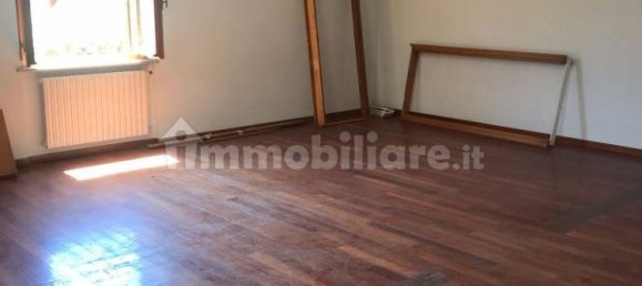 Вилла с 4 спальнями в Пескара, Италия № 163167 2